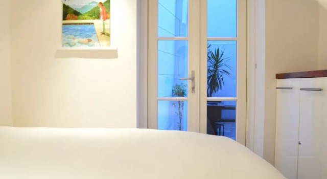 1 Bedroom Apartment With Terrace on Warren Street