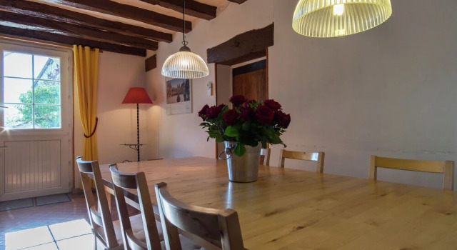 Luxurious Holiday Home in Montrichard With Pool, Rezerwuj Hotel Montrichard 