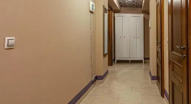 Modern and Spacious Apartments in City Center, Забронировать Апартаменты/квартира Отели Праги с парковкой, рядом с И. П. Павлова, Парковка