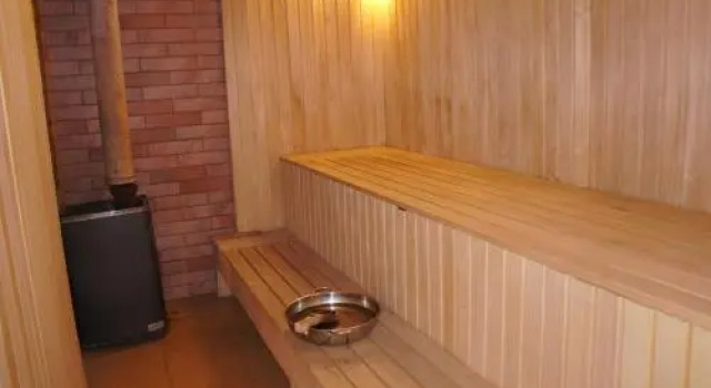 Spa Guest House on Nauryzbai Batyra 18, Boek Pension Gastenverblijven in Alma-Ata, Pension