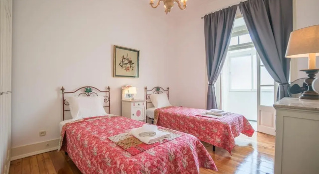 Апартаменты Campo Pequeno 3 Bedroom Apartment
