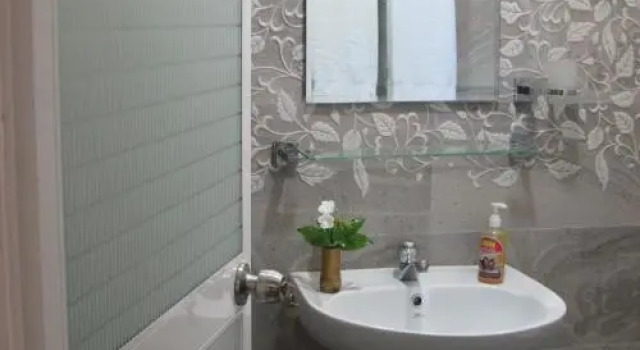 Sunway Guest House, Забронировать Гостевой дом Велигама Округ Галле