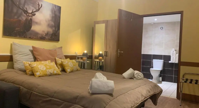 Номер Standard Hôtel Du Cheval Blanc Barcelonnette