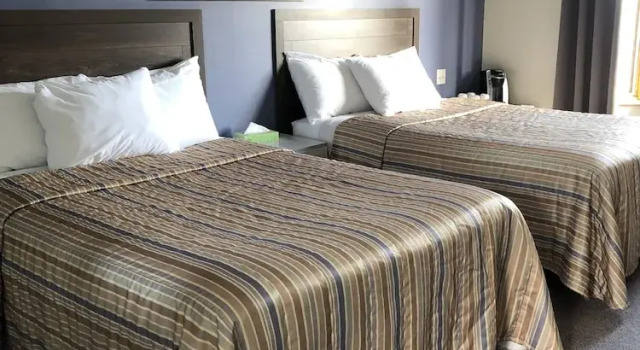 Четырёхместный номер Standard Hotel Le Pionnier