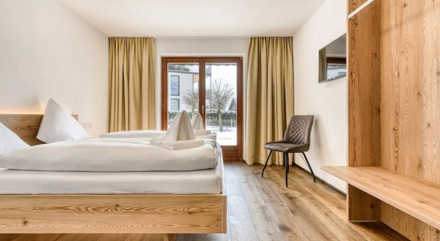 Alpenblick Appartements - 5-zimmer Gartenwohnung, Prenota Appartamento Schruns 