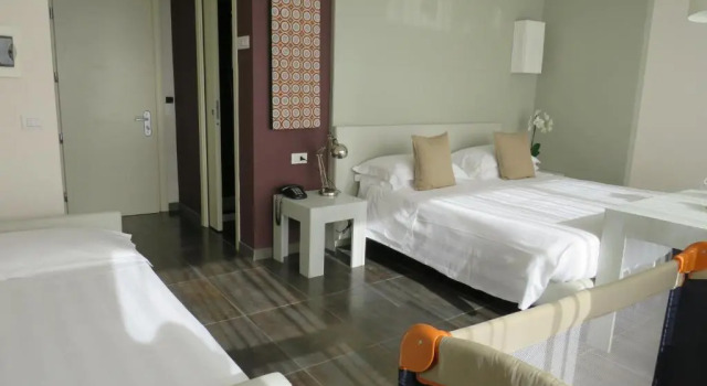 Трёхместный номер Standard Hotel Joseph