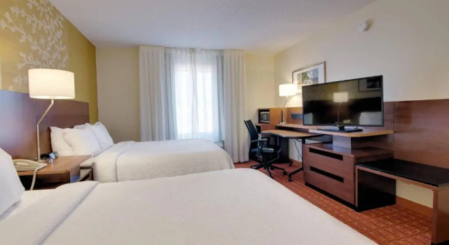 Четырёхместный номер Standard Fairfield Inn and Suites by Marriott Potomac Mills Woodbridge