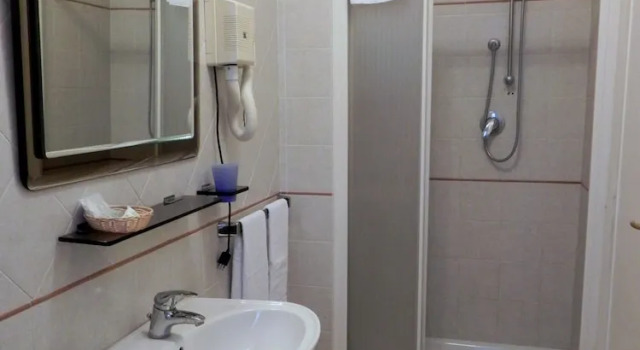 Четырёхместный номер Standard Hotel Villa Robinia