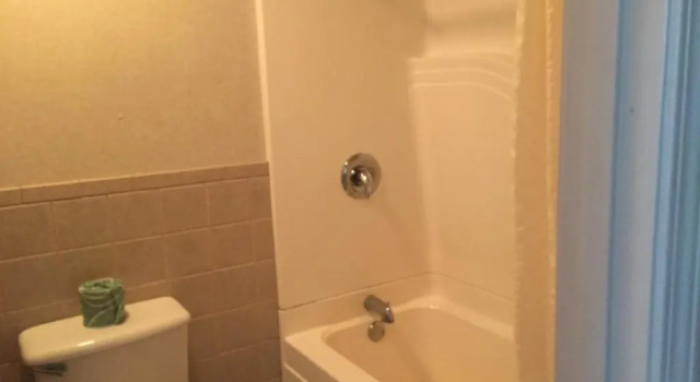 Четырёхместный номер Standard Highland Hills Motel & Cabins