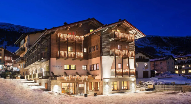 Hotel Marzia, Забронировать Отель Отели Ливиньо 4 звезды, рядом с Кресельный подъёмник Сан Рокко 17А (нижняя станция), 4*
