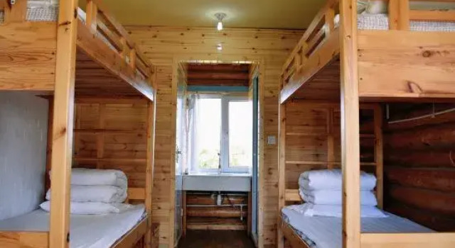 Кровать в общем номере Enhe Ranch International Youth Hostel