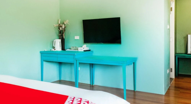 Oyo 929 100 Boutique Hotel