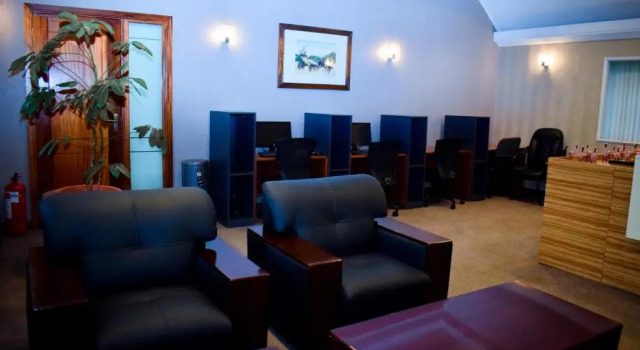 Safari Park Hotel And Casino, Book Hotel Hotels in Nairobi with a Pool, Swimming Pool