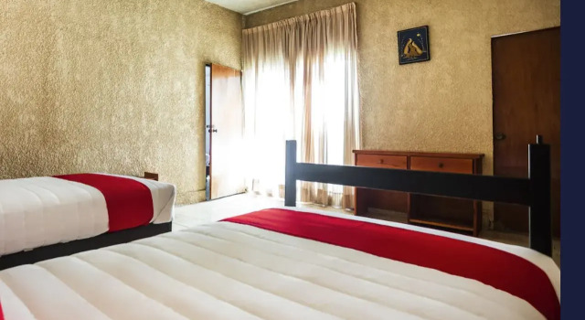 OYO Hotel Oasis, Matehuala, Забронировать Отель Отели Сана Луис Потоси с парковкой, Парковка