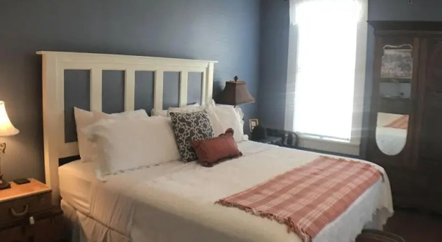 Kennedy Manor B&B, Book Bed and Breakfast 3-stjernede hoteller i Jefferson, 3*