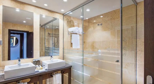 Двухместный номер Classic с балконом Hotel La Caminera Club de Campo