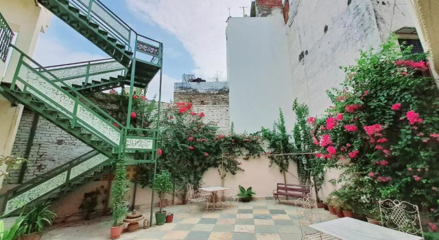 Sun Heritage Villa, Забронировать Вилла Отели штата Раджастхана с парковкой, Парковка