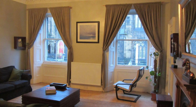 Greyfriars Apartments, Забронировать Апартаменты/квартира Старый город Эдинбург, рядом с Национальный музей Шотландии