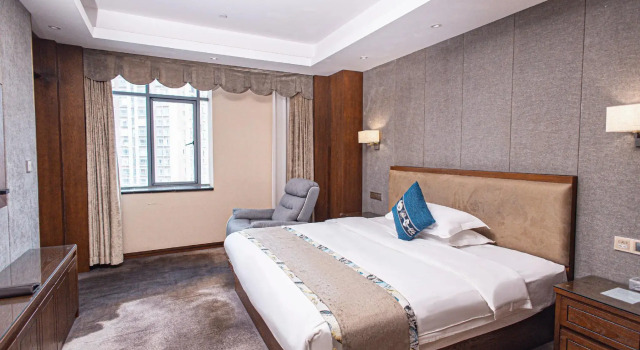 Sheng Bang Hotel, Buchen Sie Hotel Qujing Yunnan