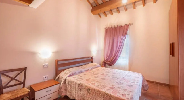 Villa Oliva, Book Villa Hoteller i Mombaroccio med pool, Swimmingpool