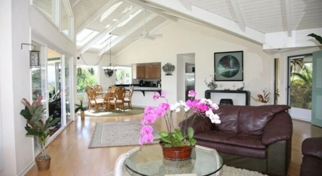 Hale Mana 4 Bedroom Home, Book Hotel Kilauea state of Hawaii, near Secret Beach