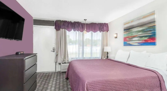 Двухместный Люкс-студио Days Inn by Wyndham St Clairsville