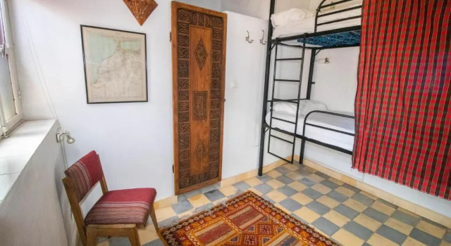 Кровать в общем номере (женский номер) Bayt Alice Hostel