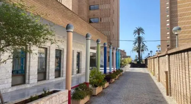 Apartamentos Oasis Benidorm, Забронировать Апартаменты/квартира Апартаменты Бенидорм, рядом с Концертный зал Бенидорм Палас, Апартаменты/квартира
