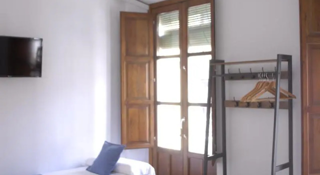 Трёхместный номер Standard La Perla Granada Suites