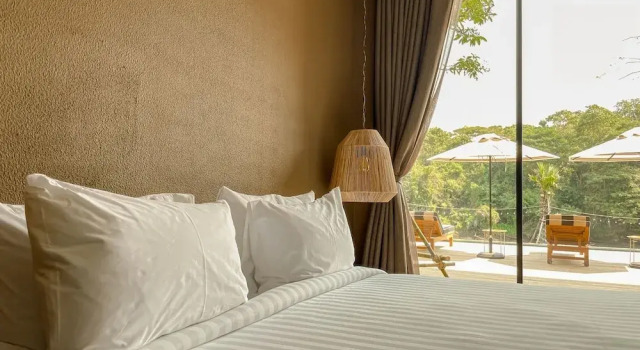 Historykan Kanchanaburi Hotel, Rezervovat Hotel Hotely v Central Thailand se snídaní, Snídaně