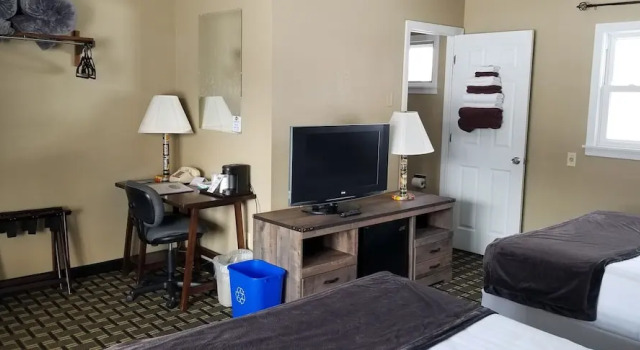 Четырёхместный номер Classic Middlebury Sweets Motel