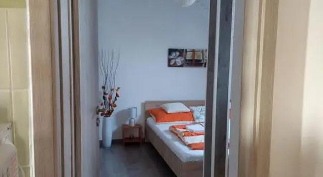 Nagcsaládos Rózsa Apartman, Забронировать Апартаменты/квартира Балатонлелле Шомодь, рядом с Пляж Напфень