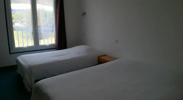 Трёхместный номер Standard Hôtel Beau Rivage