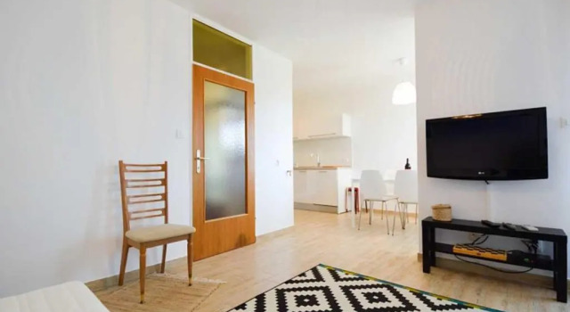 Leut Apartment, 3min beach, 15min center, Забронировать Апартаменты/квартира Пула Pula Riviera, рядом с Пляж в бухте Гортанова