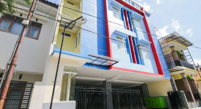 OYO 90217 Cmb 37 Guest House, Забронировать Гостевой дом Гостевые дома Маланга, рядом с Университет Бравиджая Маланг, Гостевой дом