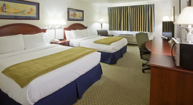 Crossings by GrandStay® – Becker / Big Lake, Varaa Hotelli Hotellit Minnesota pysäköinnillä, Pysäköinti
