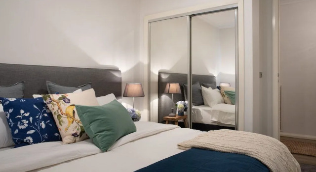 The Carlisle, Book Hotel Hotels in Victoria with Parking, Parking