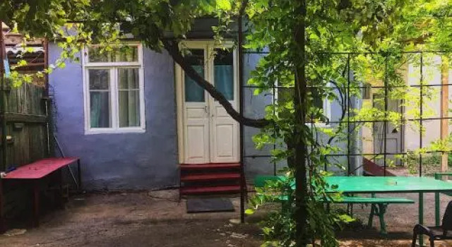 domik s dvorom, Prenota Affittacamere Hotel a Tbilisi con parcheggio, Parcheggio
