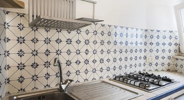 Raffaele, Book Hotel Ponza Pontine