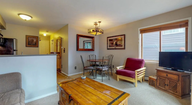 Wildwood Suites Condominiums, Rezerwuj Hotel Hotele w Vail Ski z parkingiem, Parking