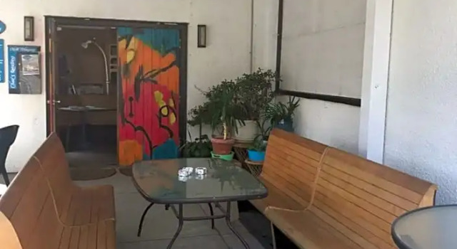 Chars Landing Hostel, Prenota Ostello Port Alberni 