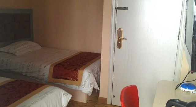Quandu 128 Business Hostel(咸宁泉都128宾馆), Prenota Hotel Xianning Hubei