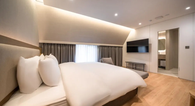 Полулюкс с видом на город Comfort inn Yeouido