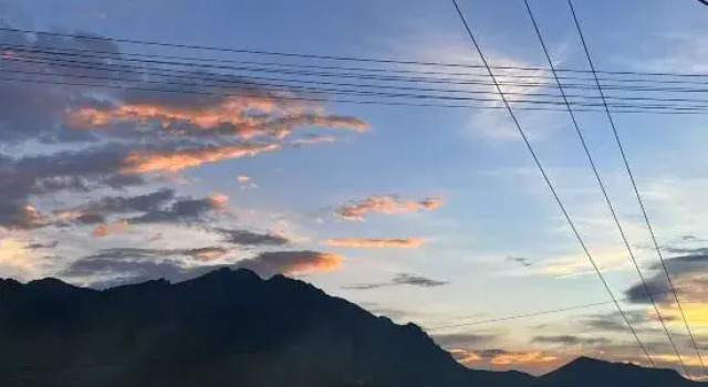 Zoige Langmu Yangqingcang Homestay, Rezerwuj Hotel Ngawa Chiny