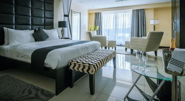 Люкс с видом на воду Acacia Premier Hotel