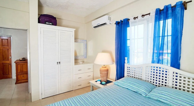 Atlantic Breeze Apartments, Забронировать Апартаменты/квартира Остров Кануан 