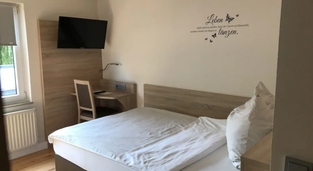 Hotel Dreimädelhaus, Забронировать Отель Эспелькамп Weser Uplands