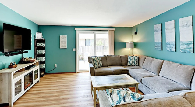 1658 S Edgewood Home 3 Bedrooms 2 Bathrooms Home
