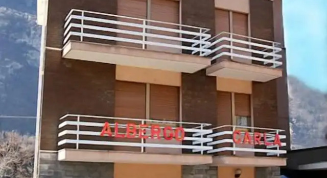 Albergo Carla, Забронировать Отель Пон-Сен-Мартен Валле д'Аоста