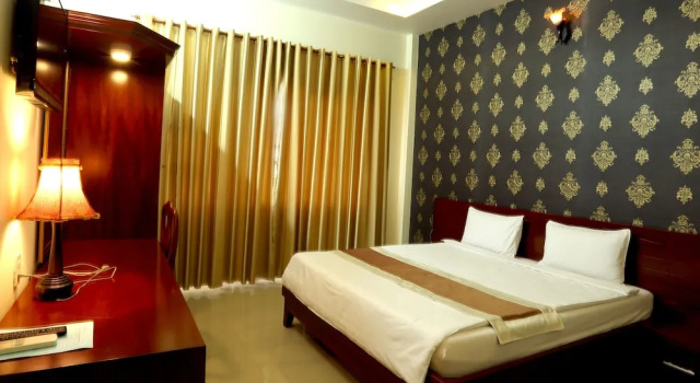 Двухместный номер Standard с балконом Nhat Minh Hotel